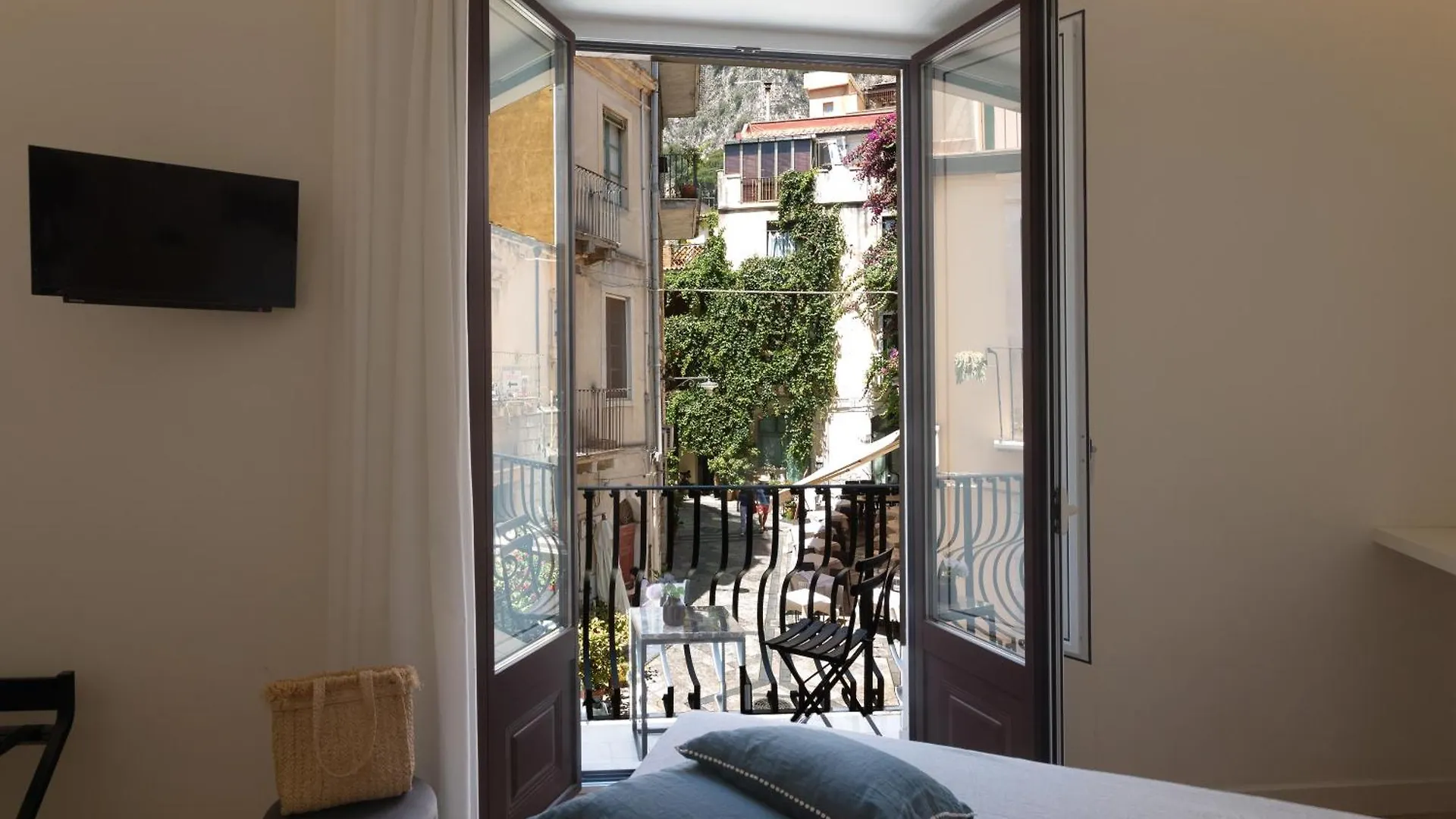 Maia Flora Taormina Apartments Itálie